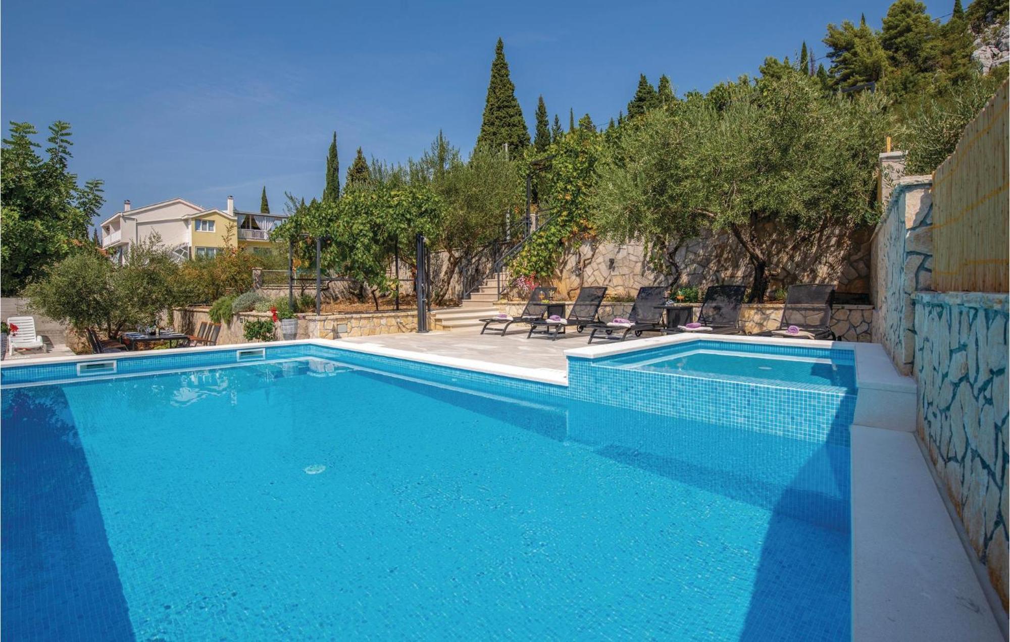 Nice Apartment In Blace With Wifi Exterior photo